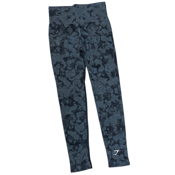 Gymshark adaptive camo leggings XS - Picture 2 of 6
